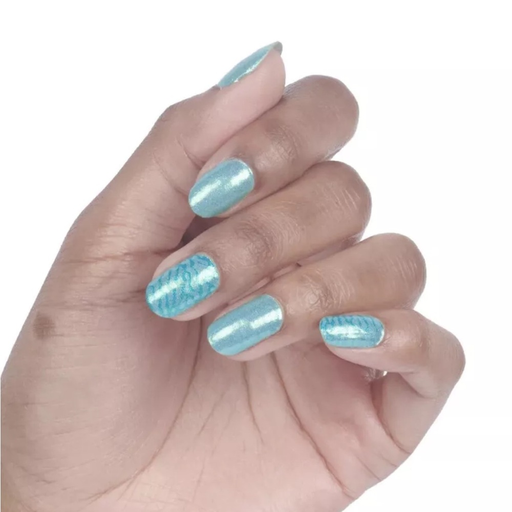 *Retired* Color Street: Like Woah | Blue Green Duochrome 90s Abstract Ombre - Picture 10 of 12